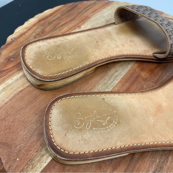 Seychelles Weekender City Slicker Woven Leather Sandals Metallic Pewter Size 9 - Picture 4 of 7